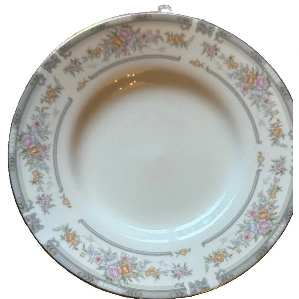 Regency Collection Fine China – Southampton Pattern – 5‑Piece Place Settings